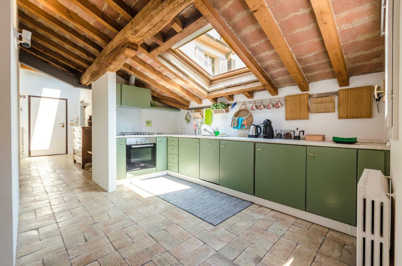 Altabella Panoramic Terrace Apartment Bologna Luaran gambar